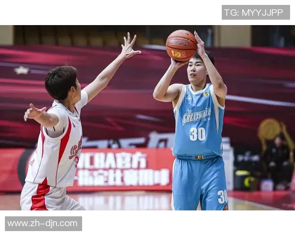 文班坚定信念全力冲击季后赛目标不急于跳过成长阶段力争分区顶端